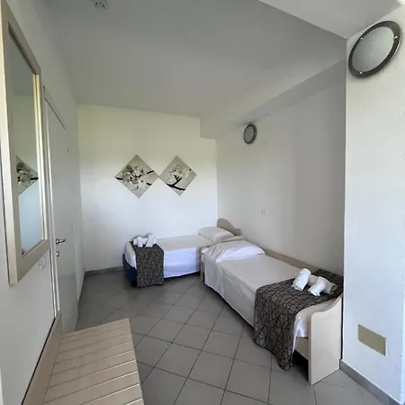 Hotel Letizia 3*
