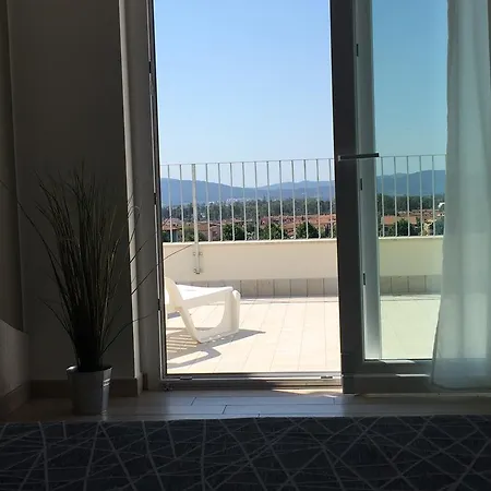 Letizia Hotel 3*