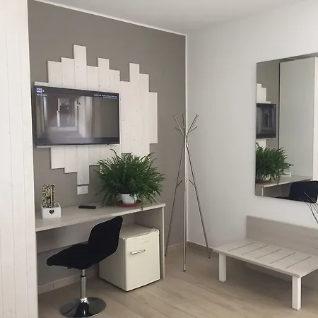 Letizia Hotel 3*