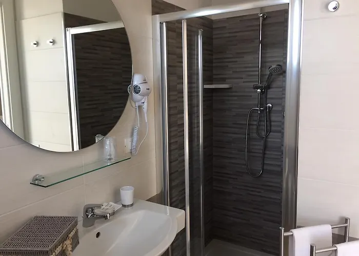 Letizia 3* Follonica